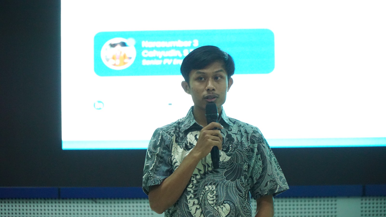 Pemaparan Materi Oleh Narasumber 2